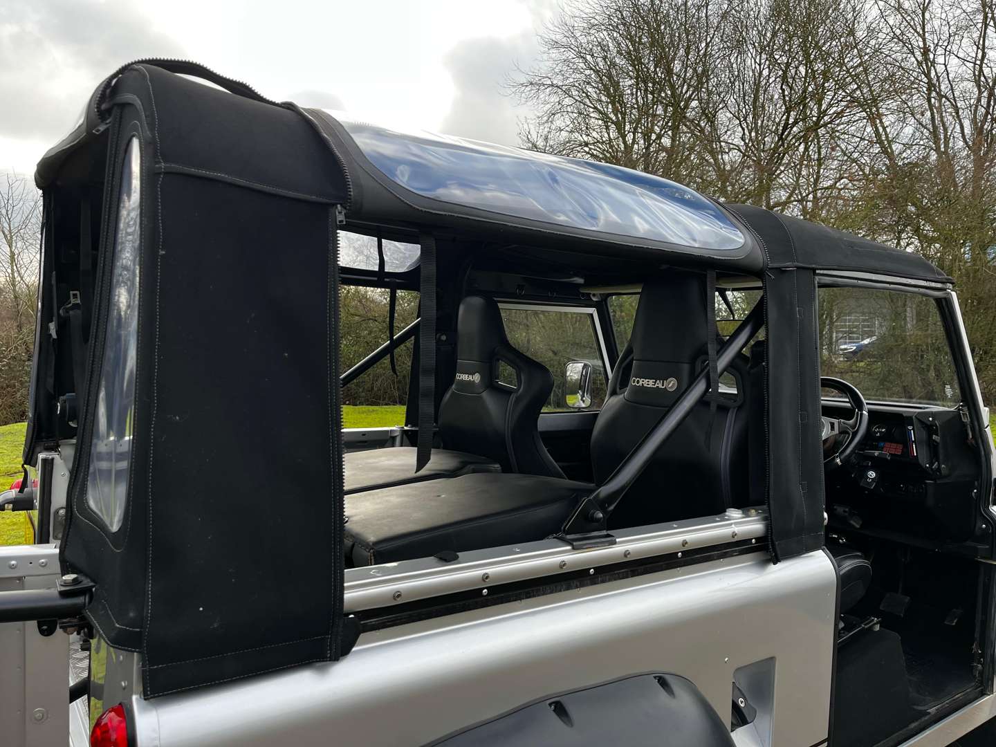 <p>1987 LAND ROVER DEFENDER 90 3.5 V8</p>