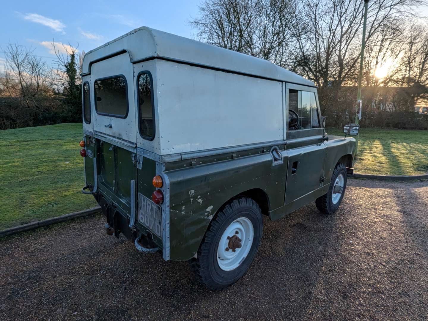 <p>1966 LAND ROVER SERIES IIA 88</p>