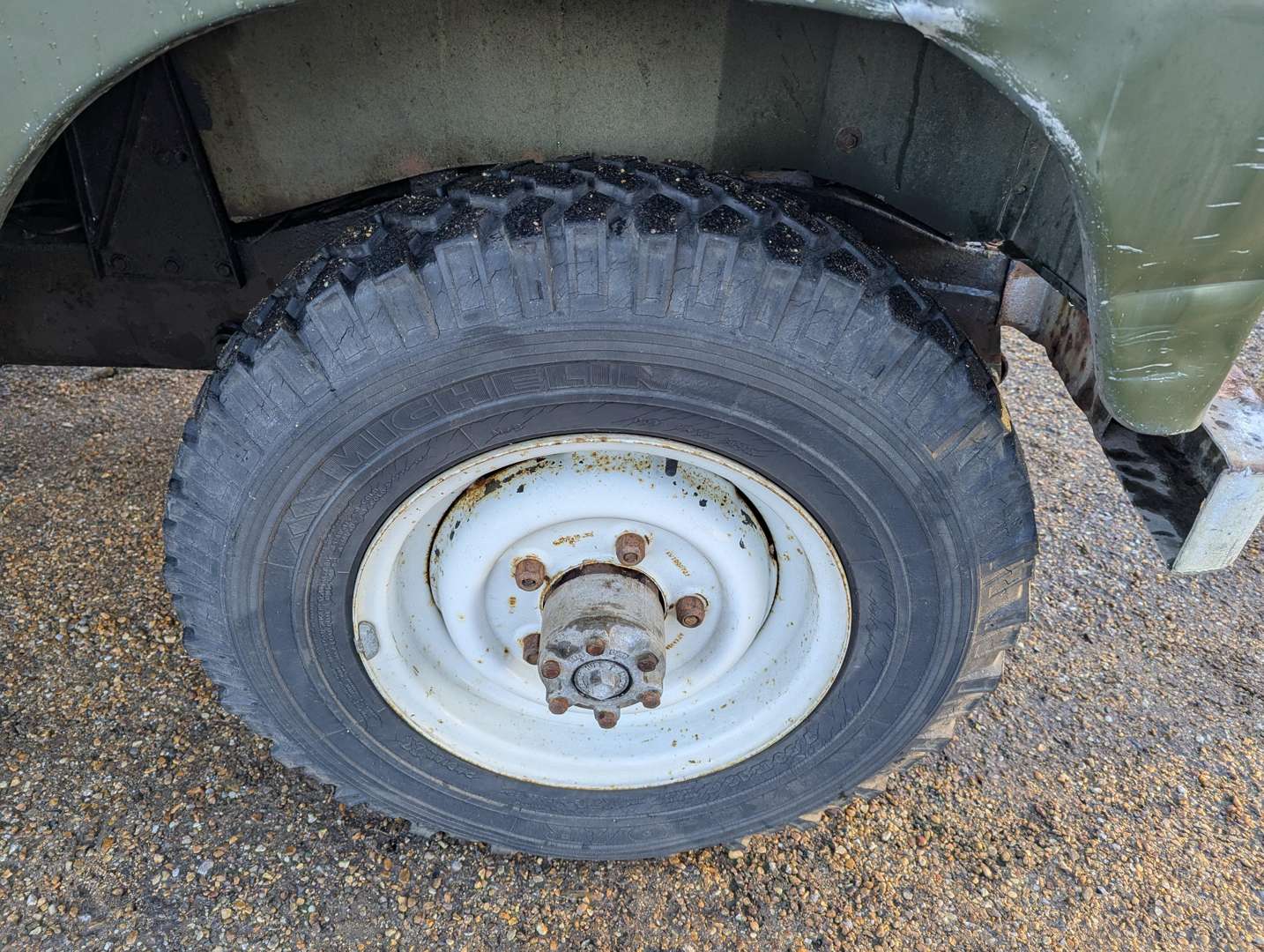 <p>1966 LAND ROVER SERIES IIA 88</p>