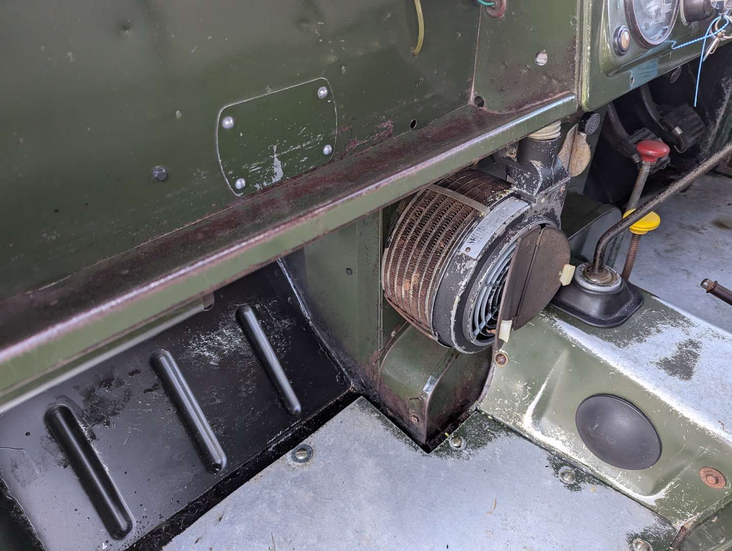 <p>1966 LAND ROVER SERIES IIA 88</p>