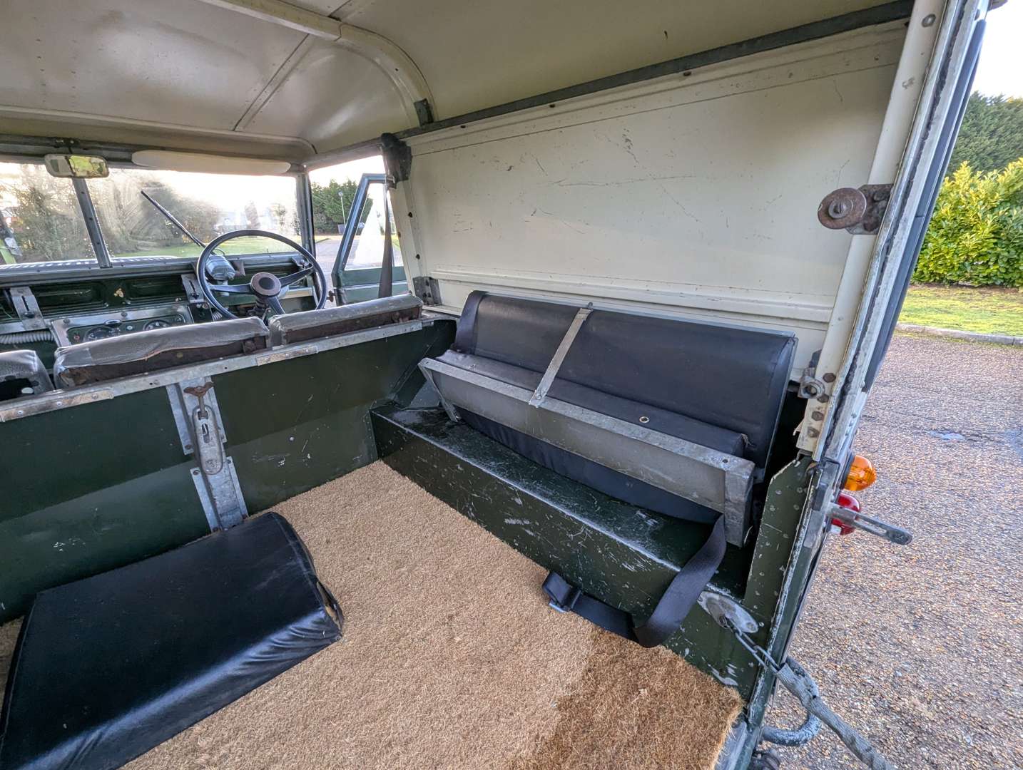 <p>1966 LAND ROVER SERIES IIA 88</p>