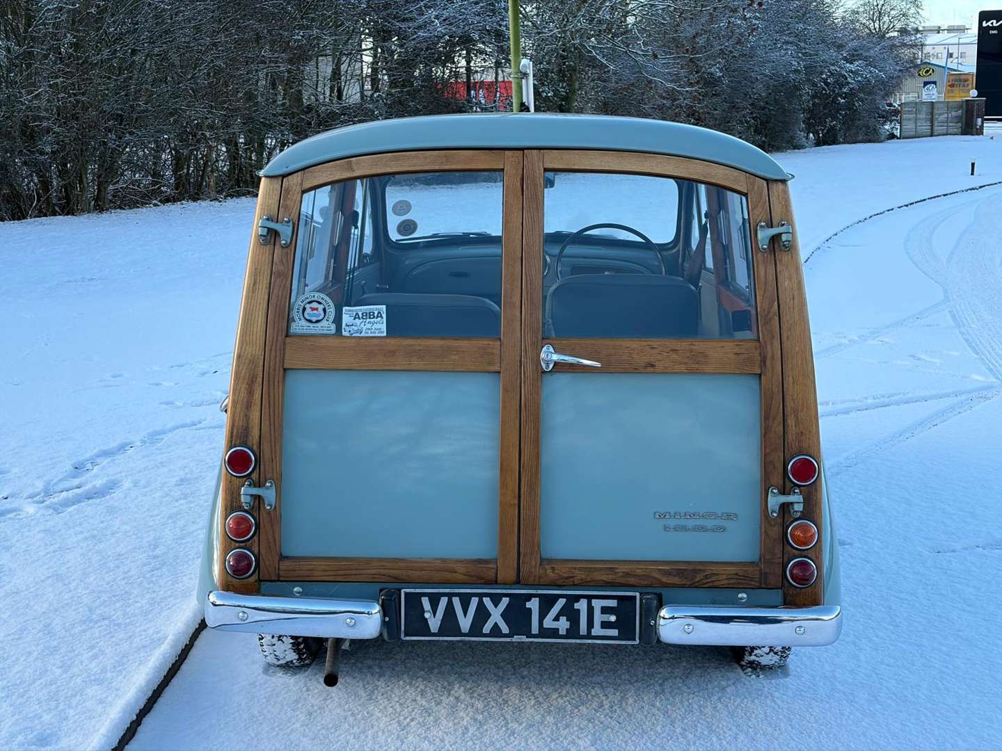 <p>1967 MORRIS MINOR 1000 TRAVELLER</p>