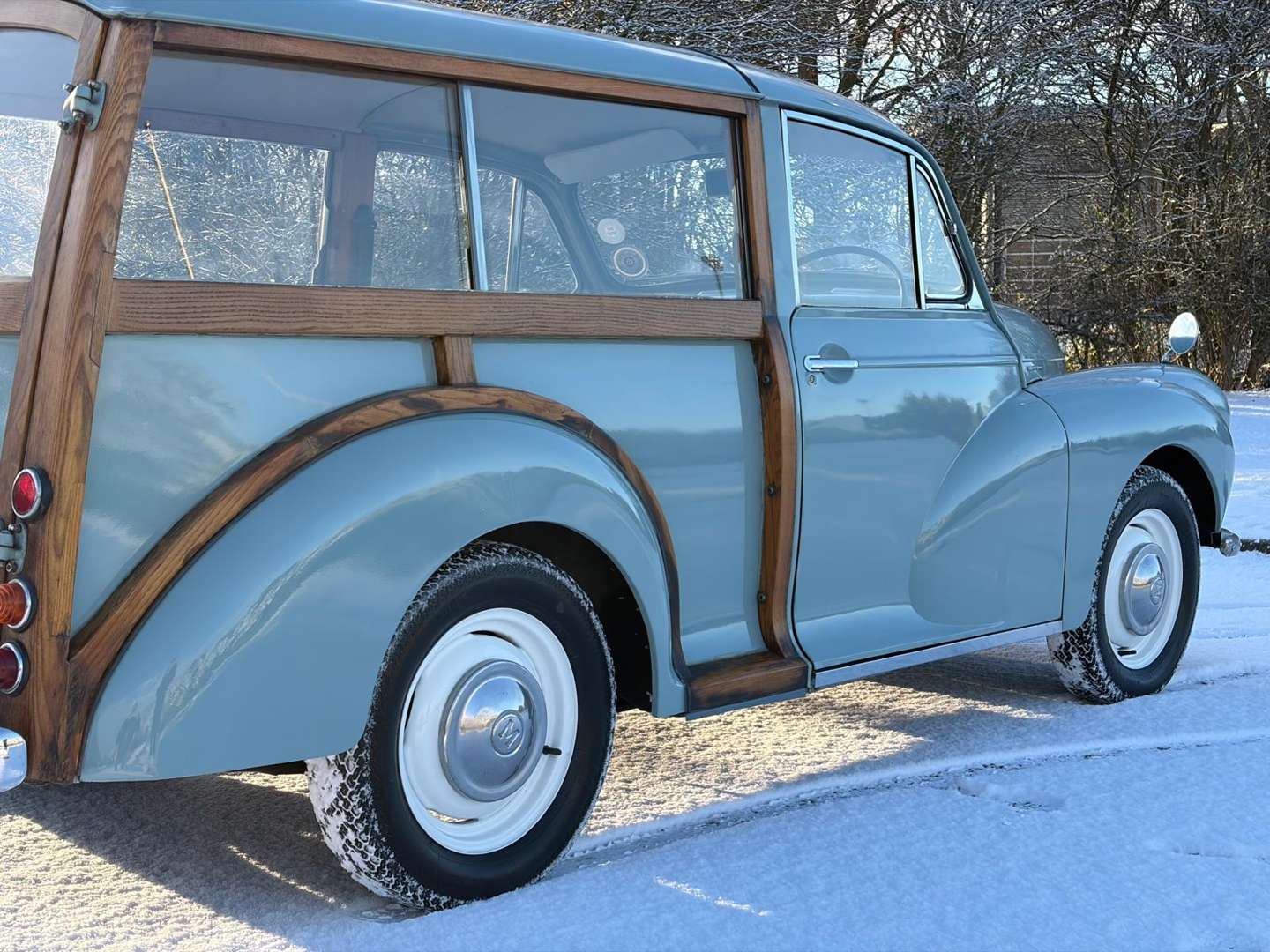 <p>1967 MORRIS MINOR 1000 TRAVELLER</p>