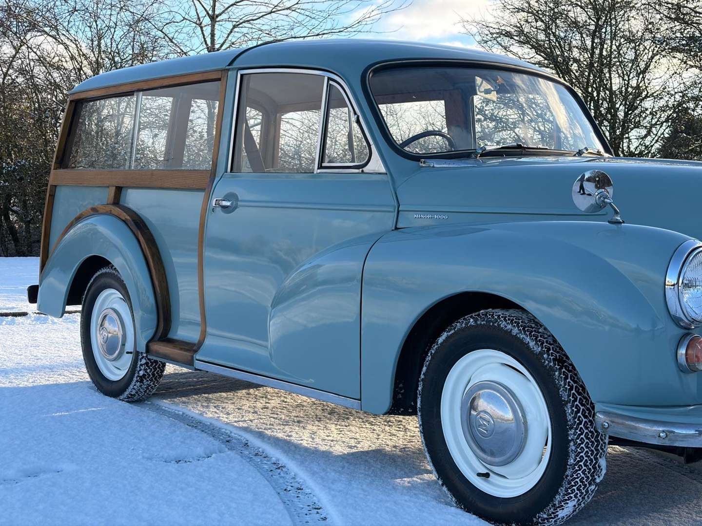<p>1967 MORRIS MINOR 1000 TRAVELLER</p>