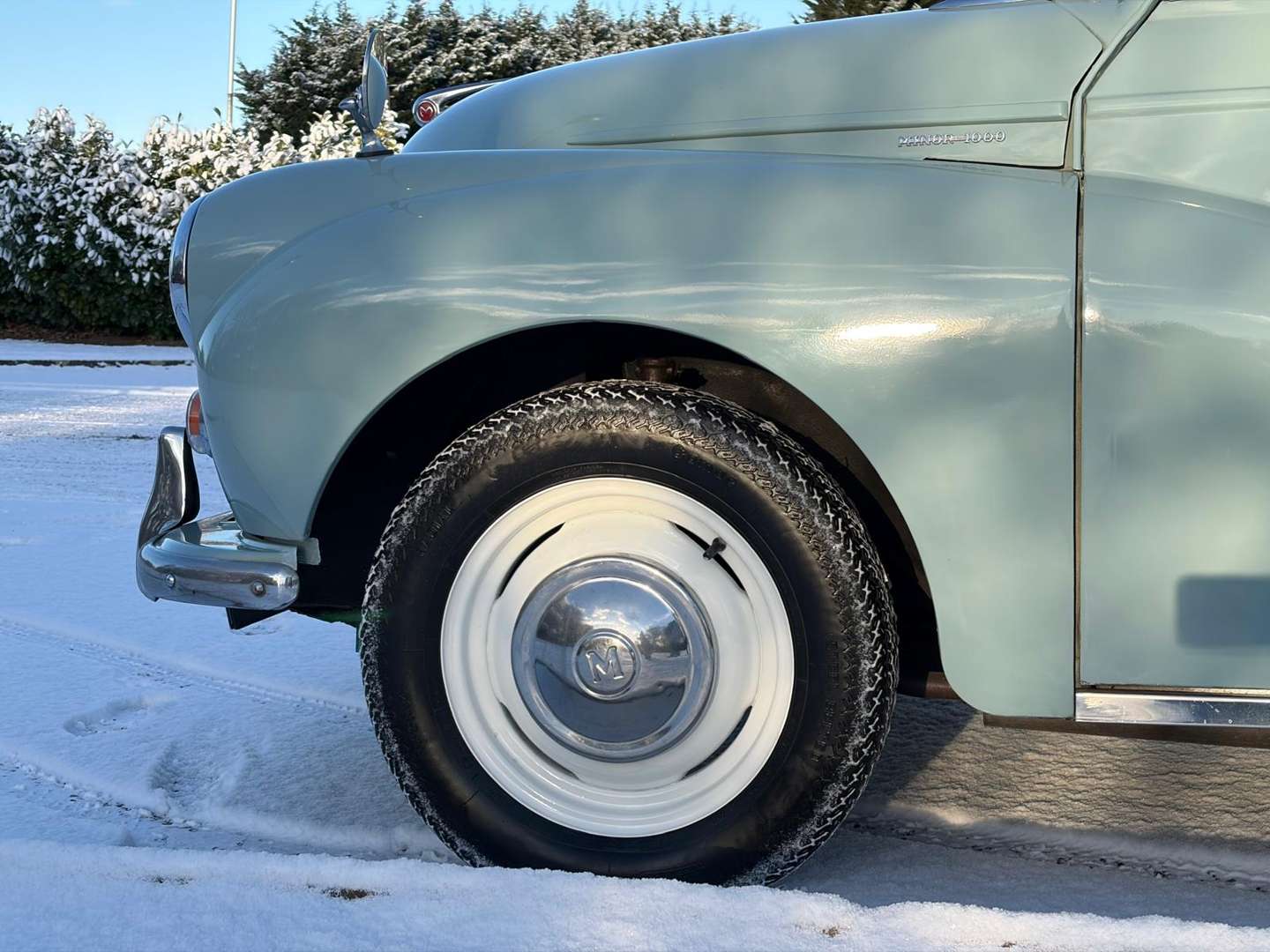 <p>1967 MORRIS MINOR 1000 TRAVELLER</p>