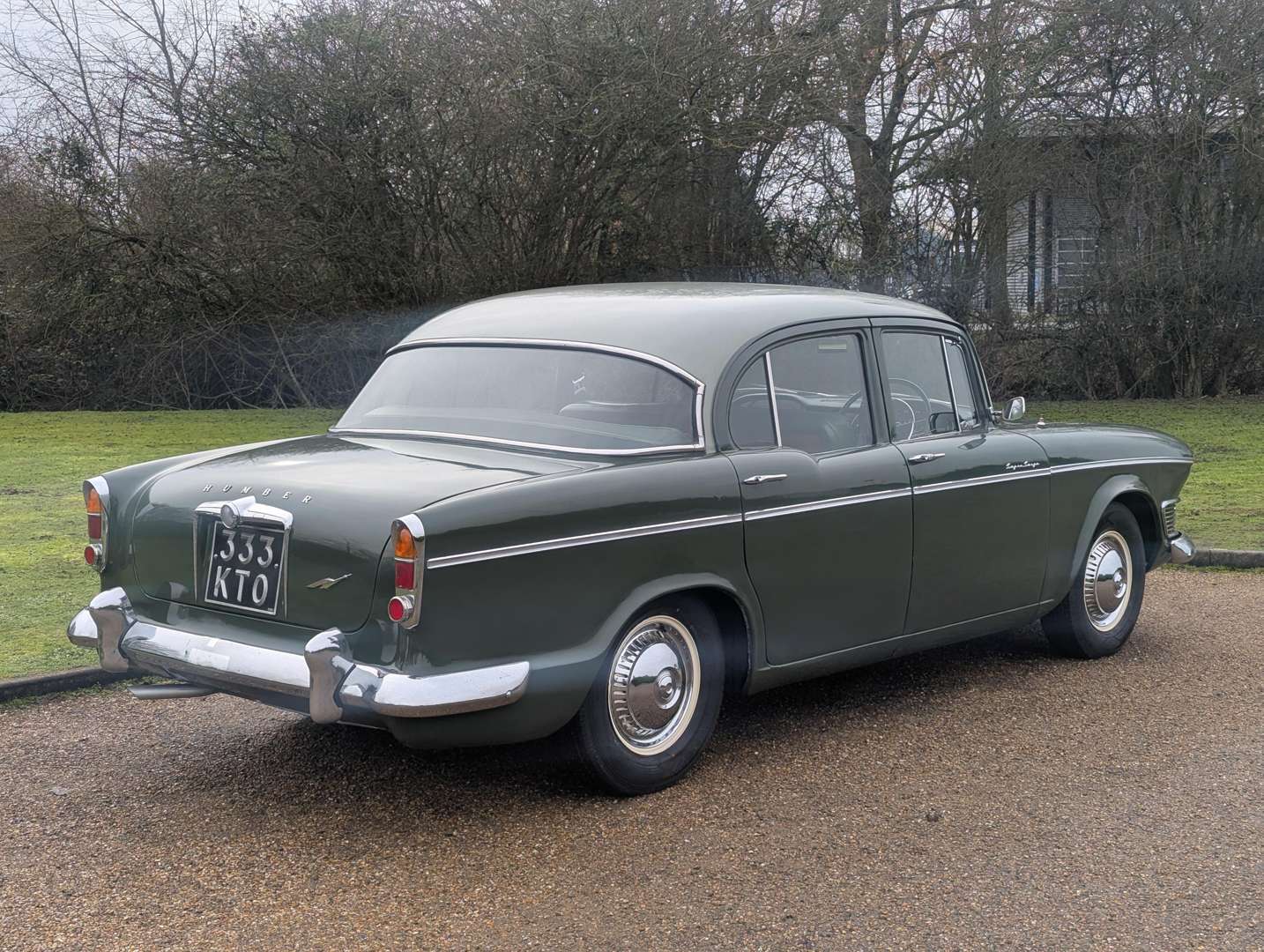 <p>1961 HUMBER SUPER SNIPE SERIES III</p>