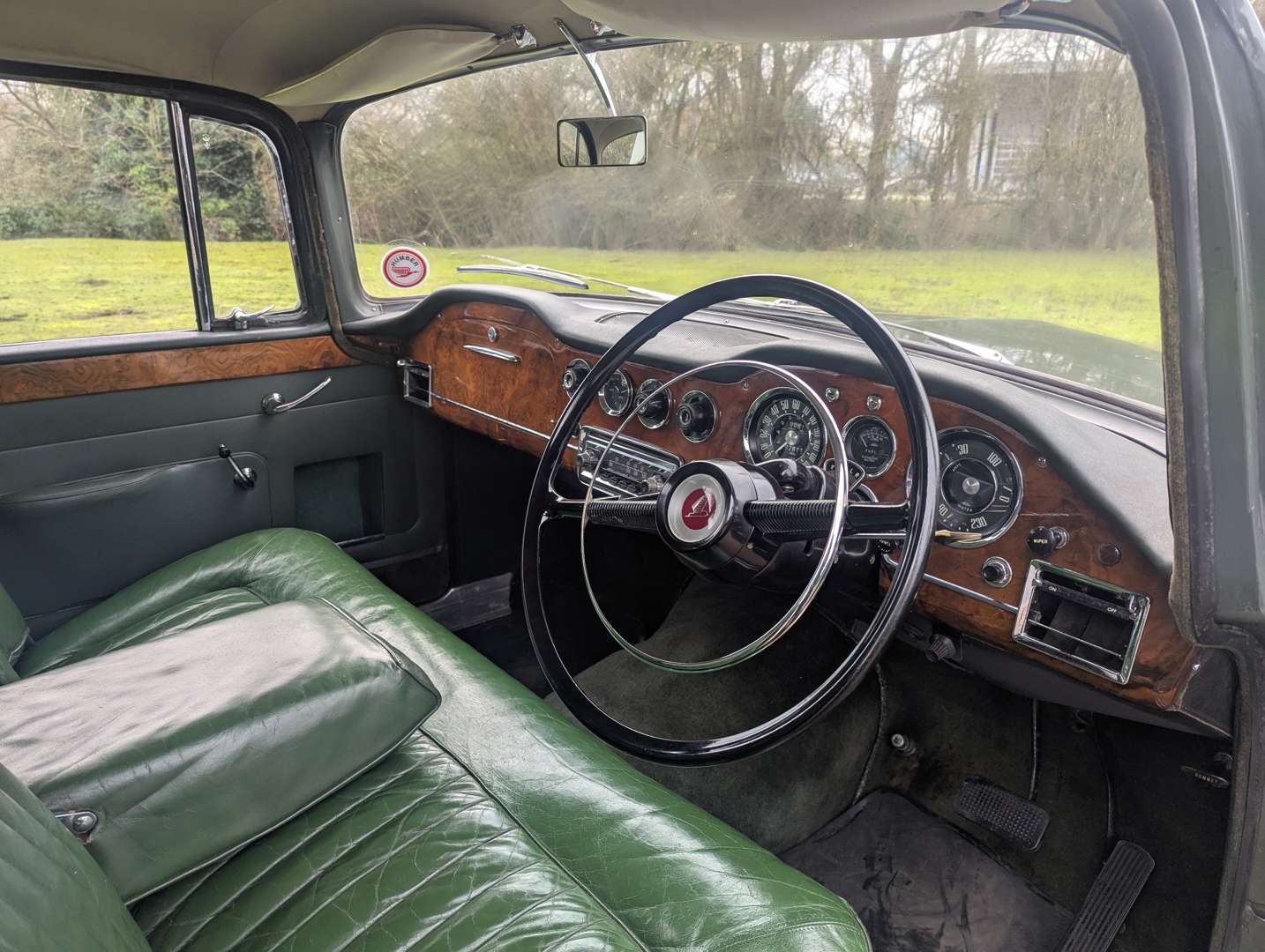 <p>1961 HUMBER SUPER SNIPE SERIES III</p>