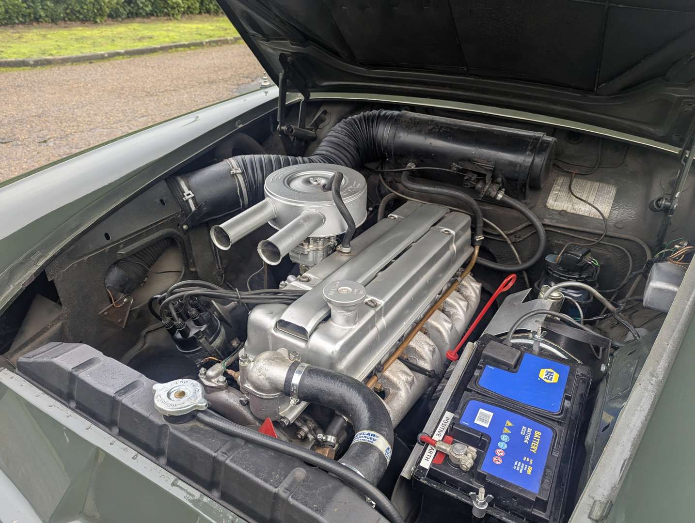 <p>1961 HUMBER SUPER SNIPE SERIES III</p>