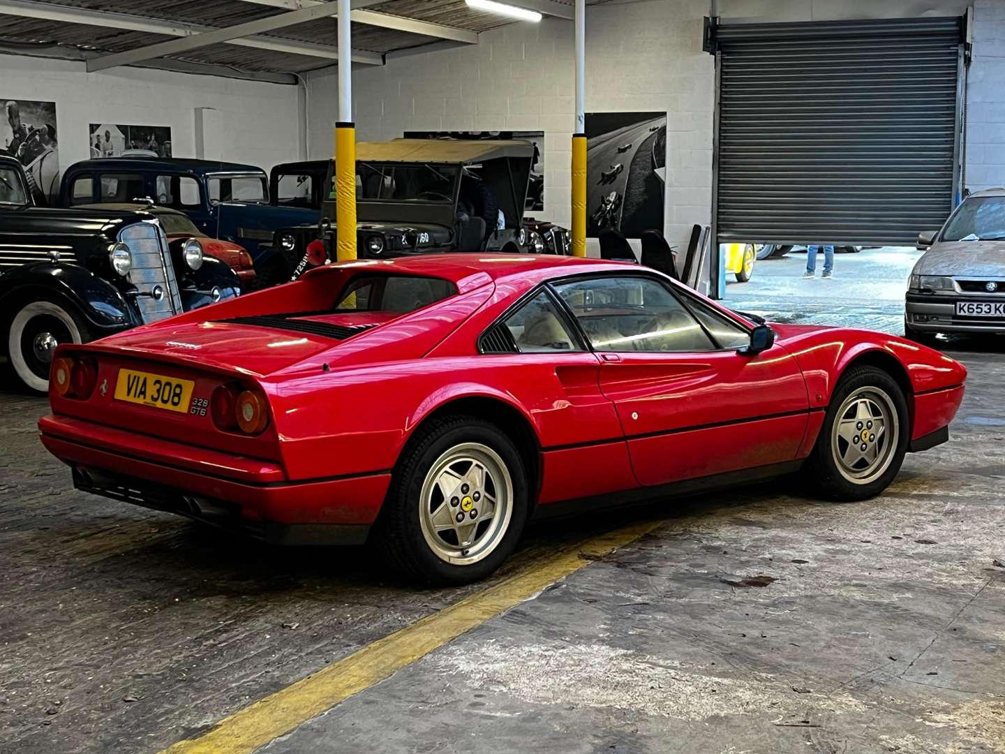 <p>1989 FERRARI 328 GTB - 891 MILES</p>