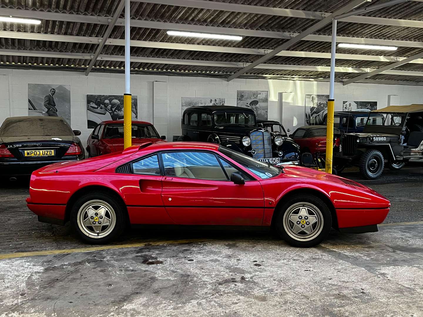 <p>1989 FERRARI 328 GTB - 891 MILES</p>
