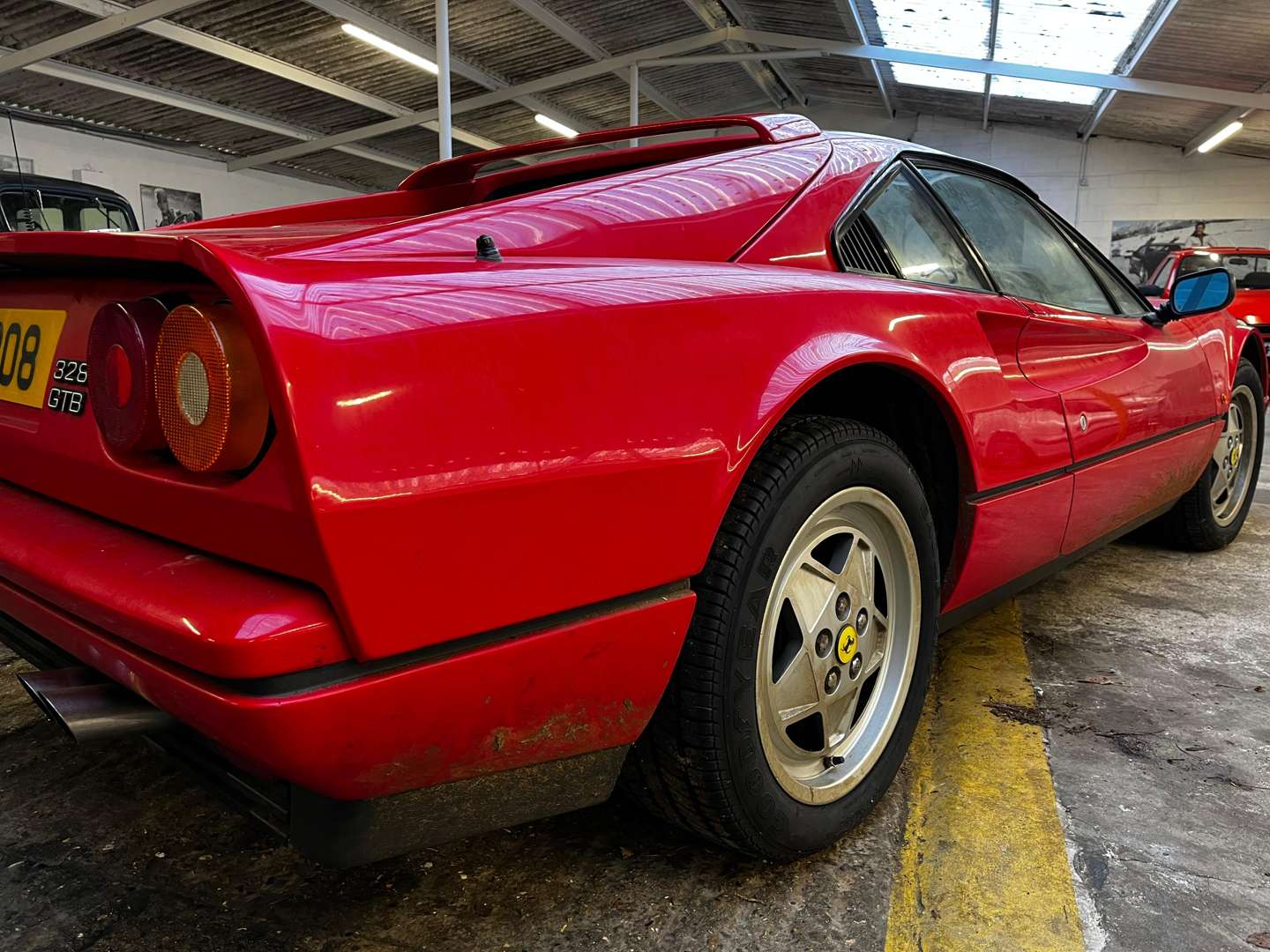 <p>1989 FERRARI 328 GTB - 891 MILES</p>
