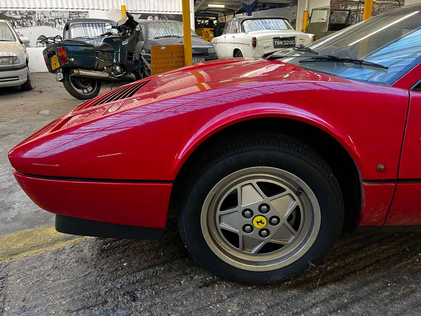 <p>1989 FERRARI 328 GTB - 891 MILES</p>