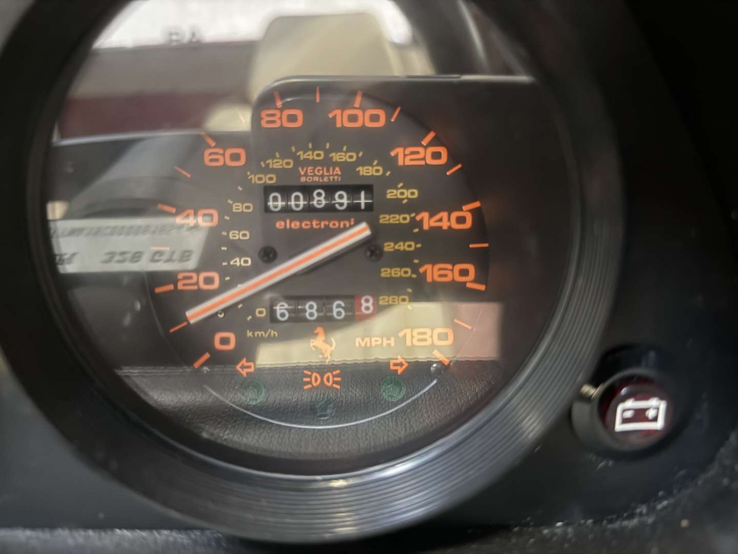 <p>1989 FERRARI 328 GTB - 891 MILES</p>