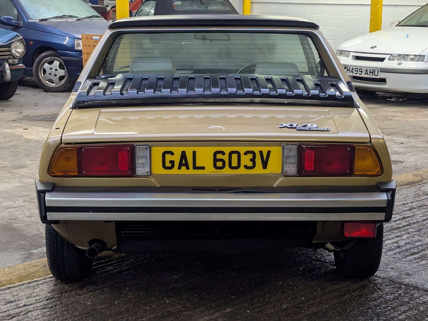 <p>1979 FIAT X1/9</p>