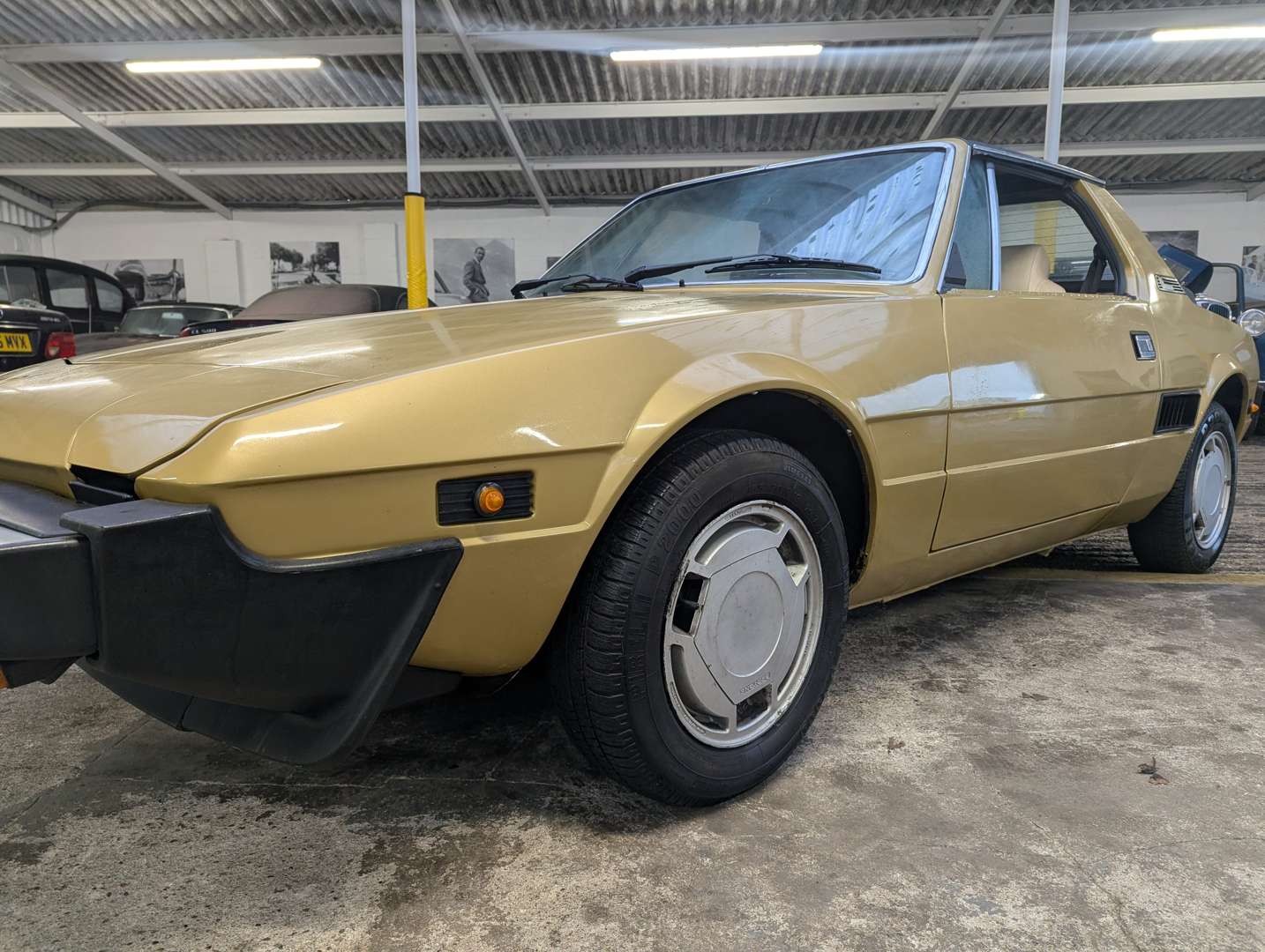 <p>1979 FIAT X1/9</p>