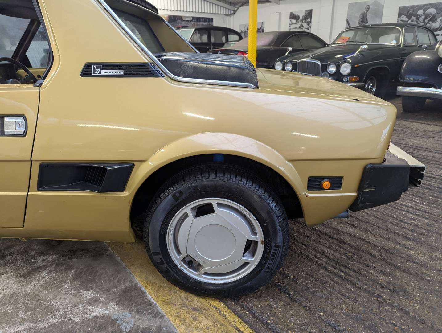 <p>1979 FIAT X1/9</p>