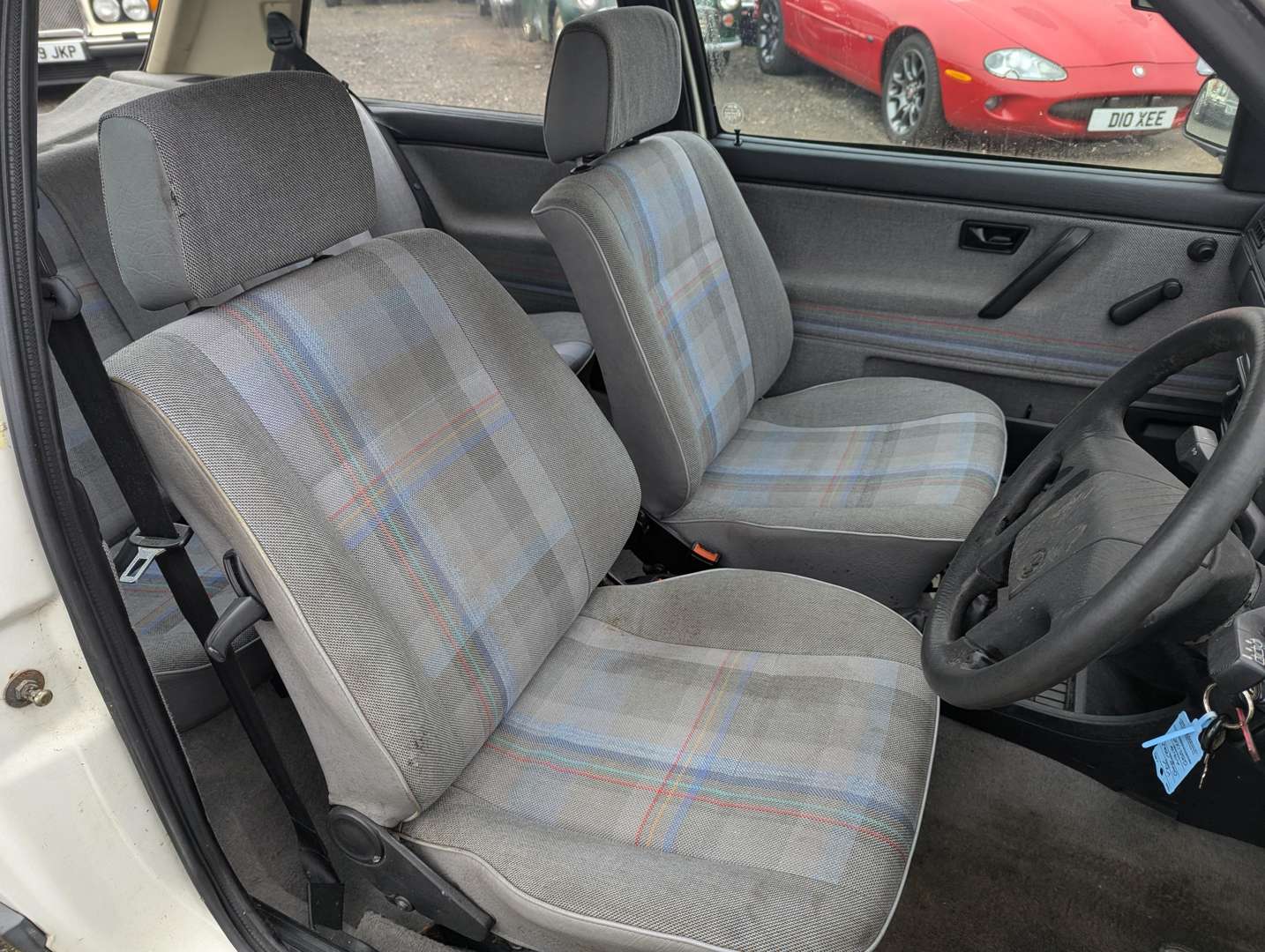 <p>1989 VW GOLF DRIVER MKII</p>