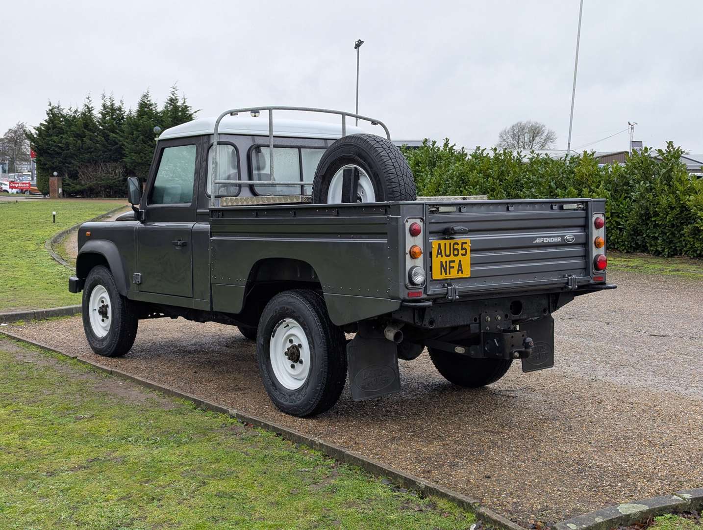 <p>2016 LAND ROVER DEFENDER 110 HIGH CAPACITY TD</p>