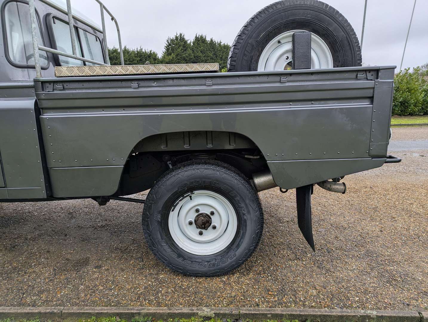 <p>2016 LAND ROVER DEFENDER 110 HIGH CAPACITY TD</p>