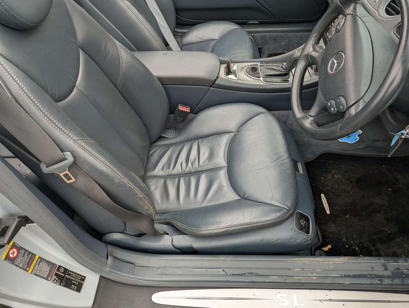 <p>2004 MERCEDES SL 350 R230 AUTO</p>