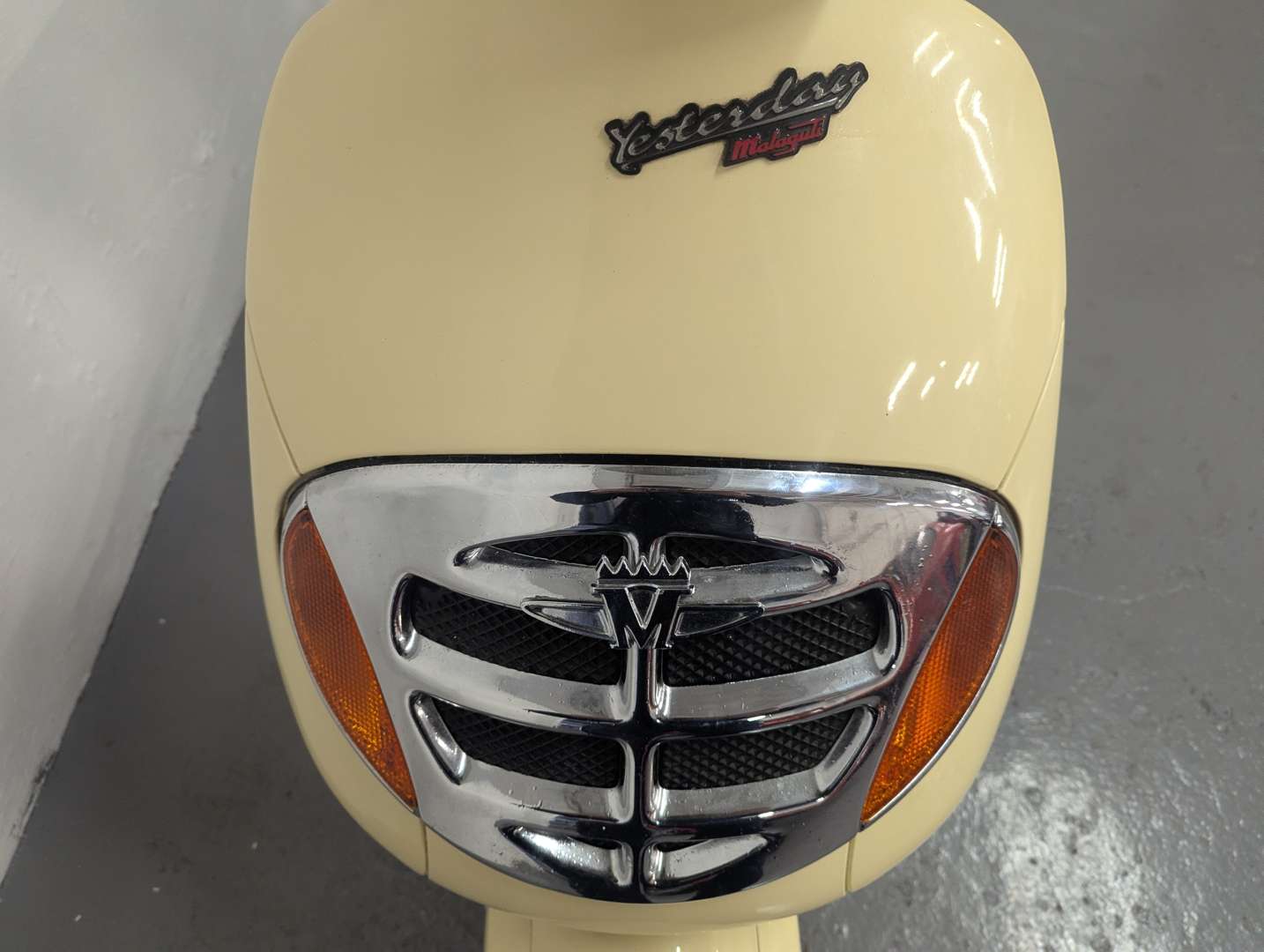 <p>2001 MALAGUTI YESTERDAY</p>