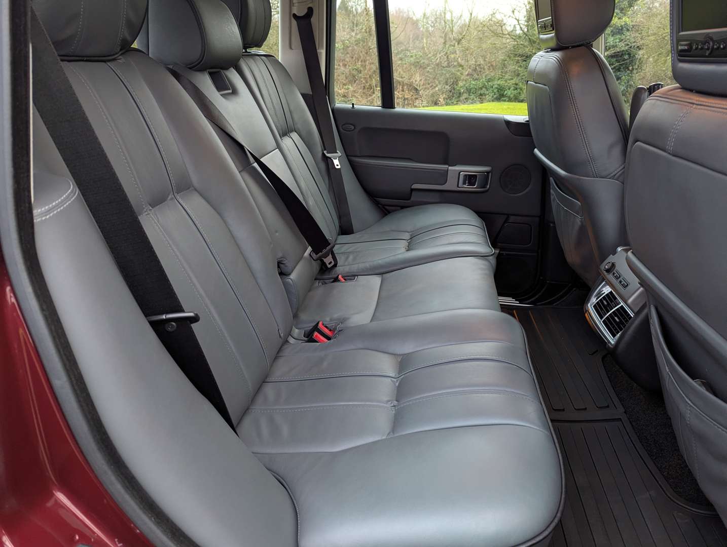 <p>2002 RANGE ROVER VOGUE V8 L322 AUTO</p>