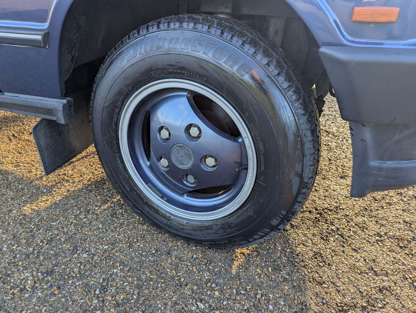 <p>1993 RANGE ROVER CLASSIC&nbsp;VOGUE SE AUTO</p>