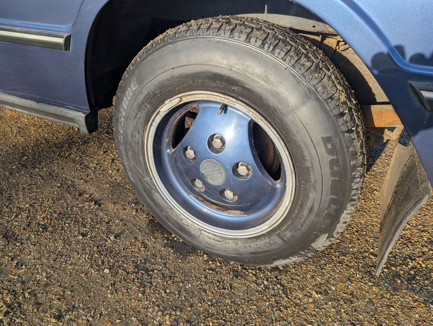 <p>1993 RANGE ROVER CLASSIC&nbsp;VOGUE SE AUTO</p>