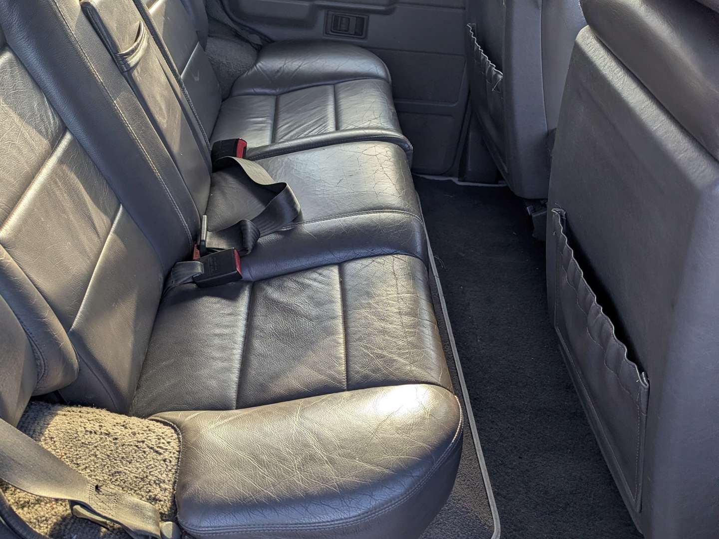 <p>1993 RANGE ROVER CLASSIC&nbsp;VOGUE SE AUTO</p>