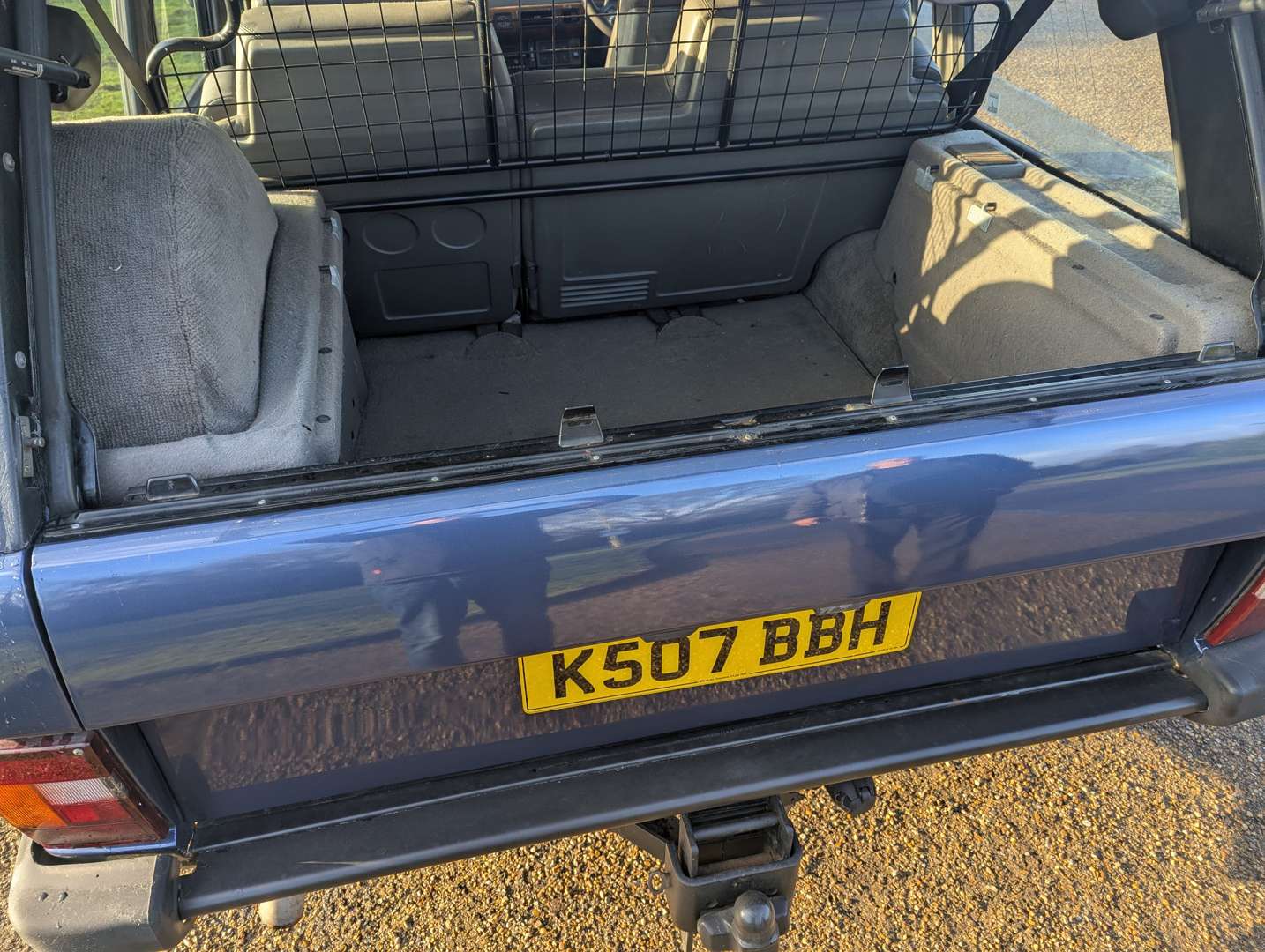 <p>1993 RANGE ROVER CLASSIC&nbsp;VOGUE SE AUTO</p>