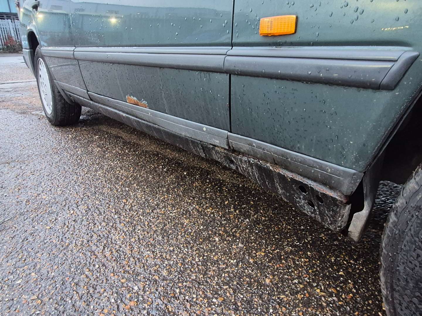 <p>1989 MERCEDES 300 TE 4MATIC S124</p>