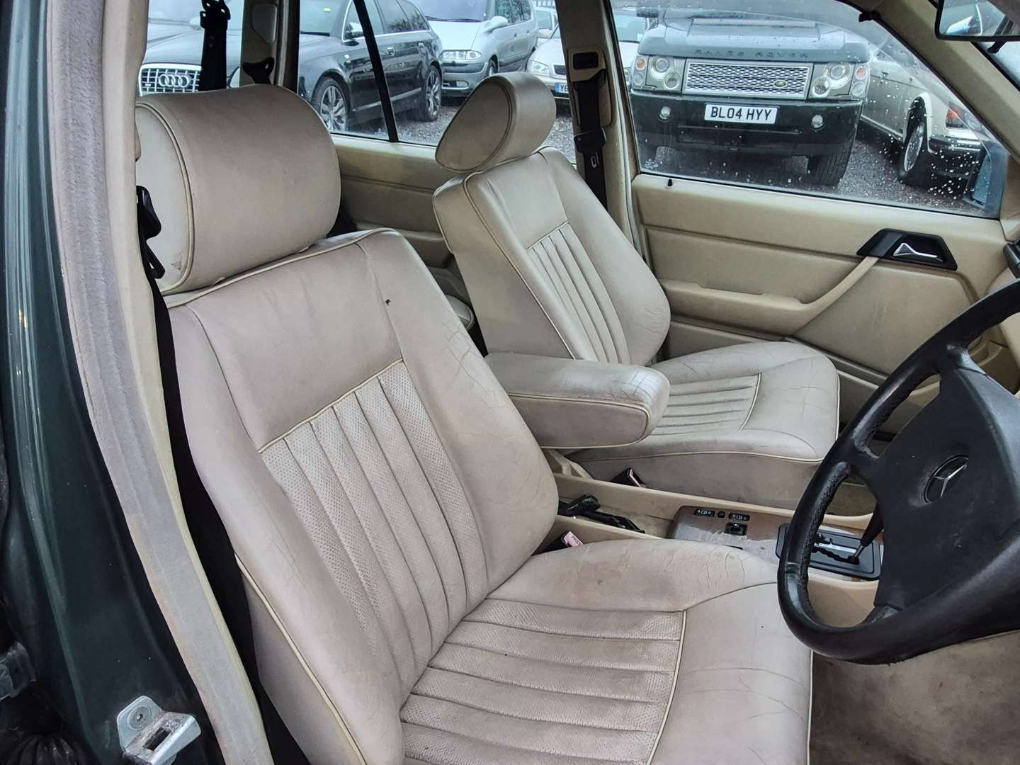 <p>1989 MERCEDES 300 TE 4MATIC S124</p>