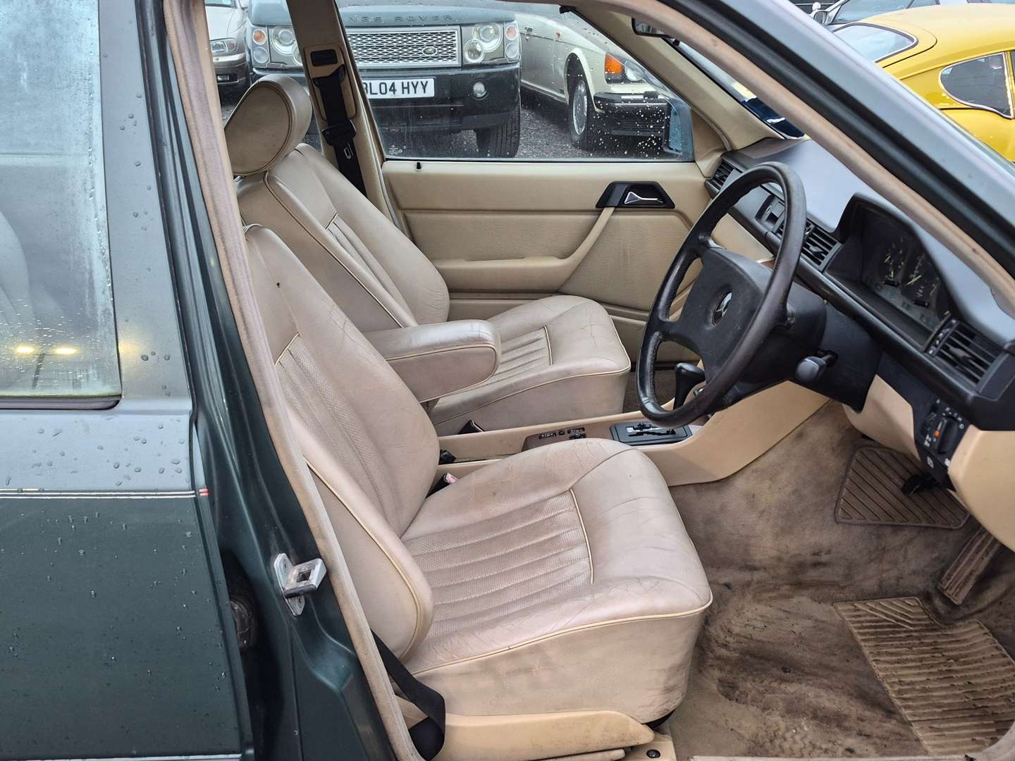 <p>1989 MERCEDES 300 TE 4MATIC S124</p>