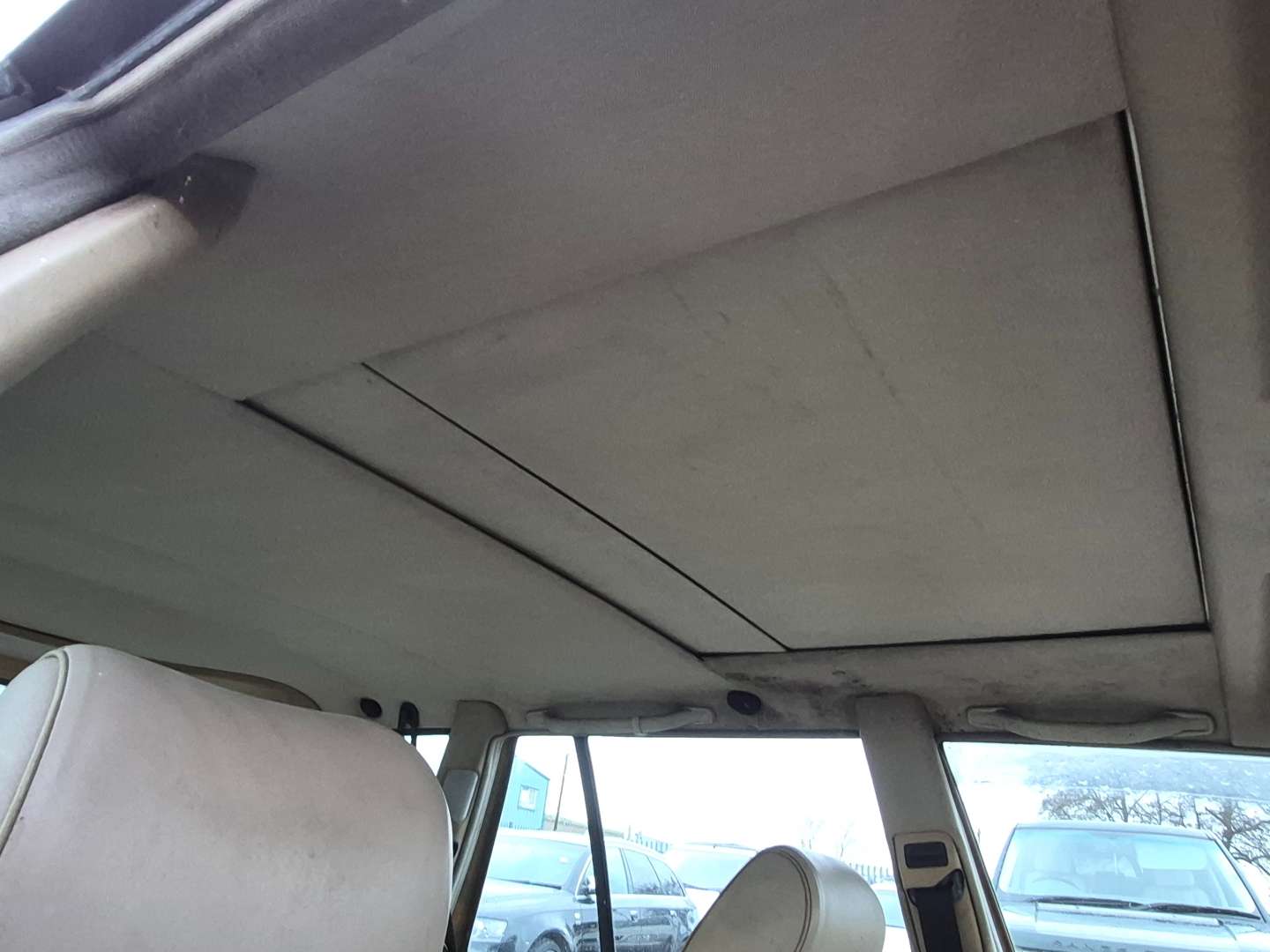 <p>1989 MERCEDES 300 TE 4MATIC S124</p>