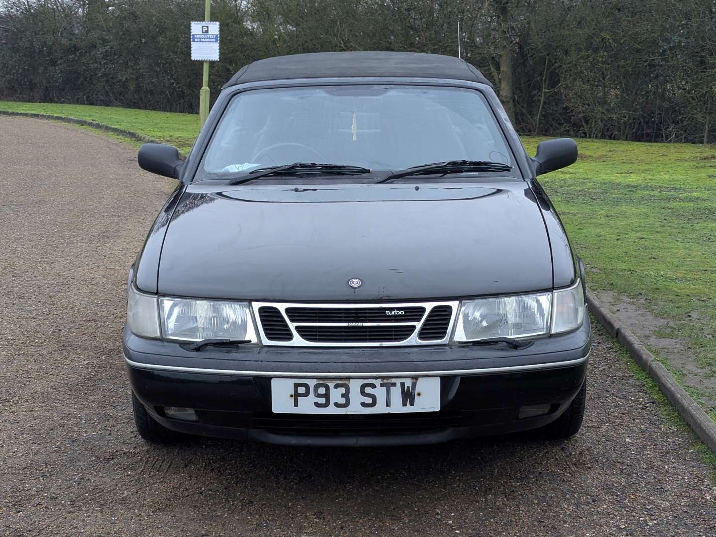 <p>1996 SAAB 900 SE TURBO</p>