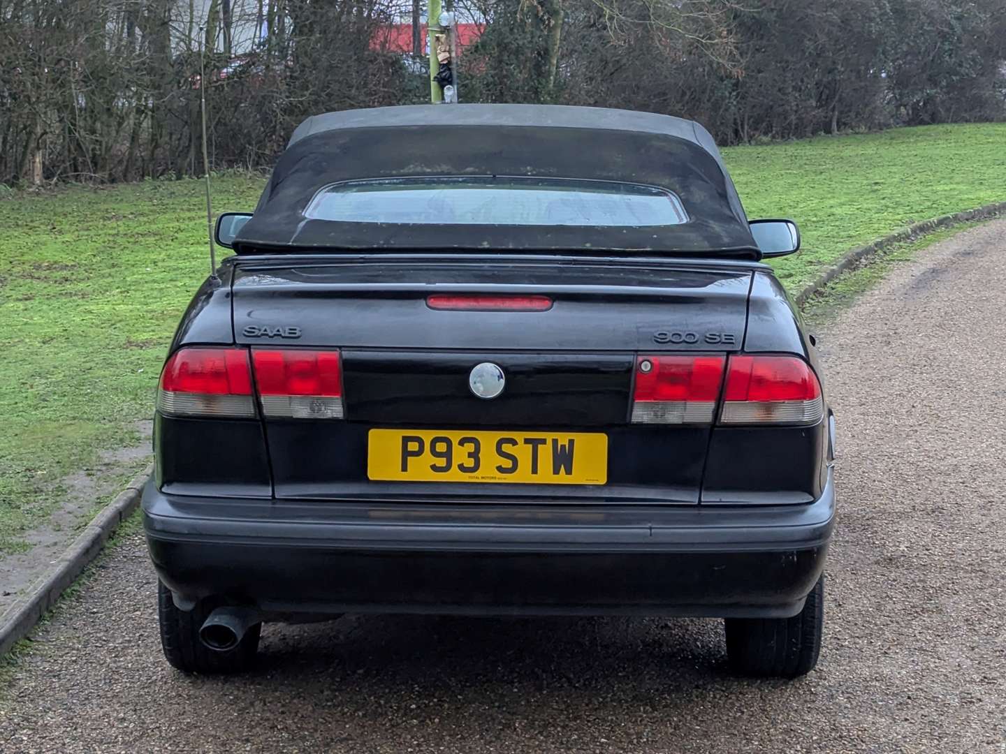 <p>1996 SAAB 900 SE TURBO</p>