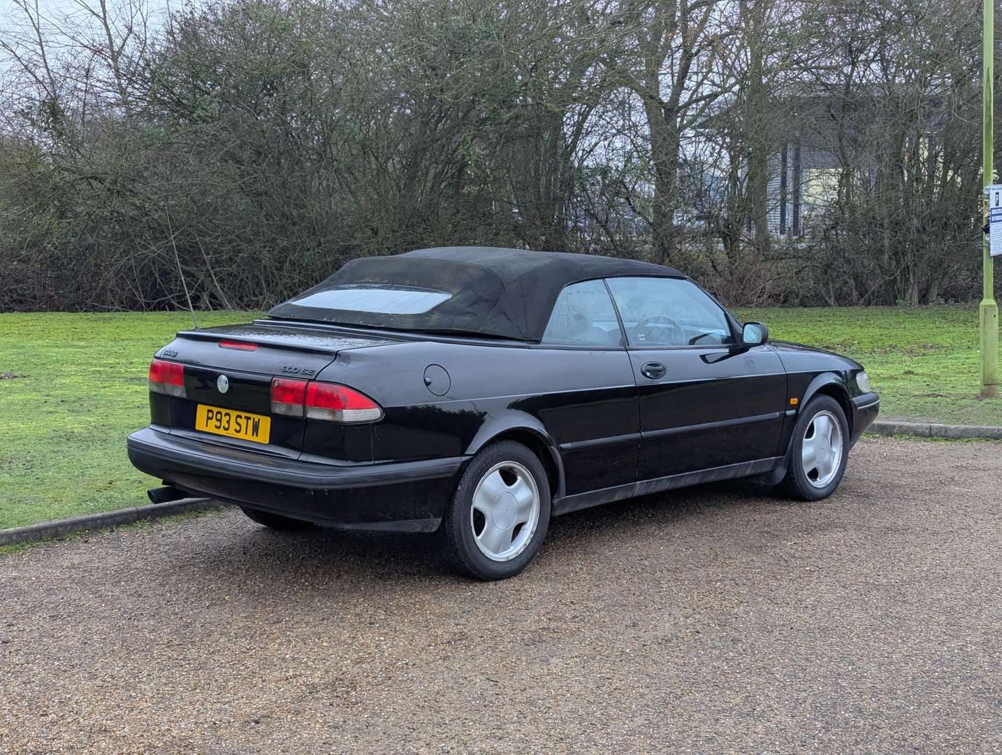 <p>1996 SAAB 900 SE TURBO</p>