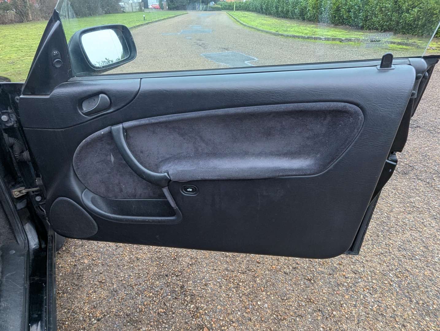 <p>1996 SAAB 900 SE TURBO</p>