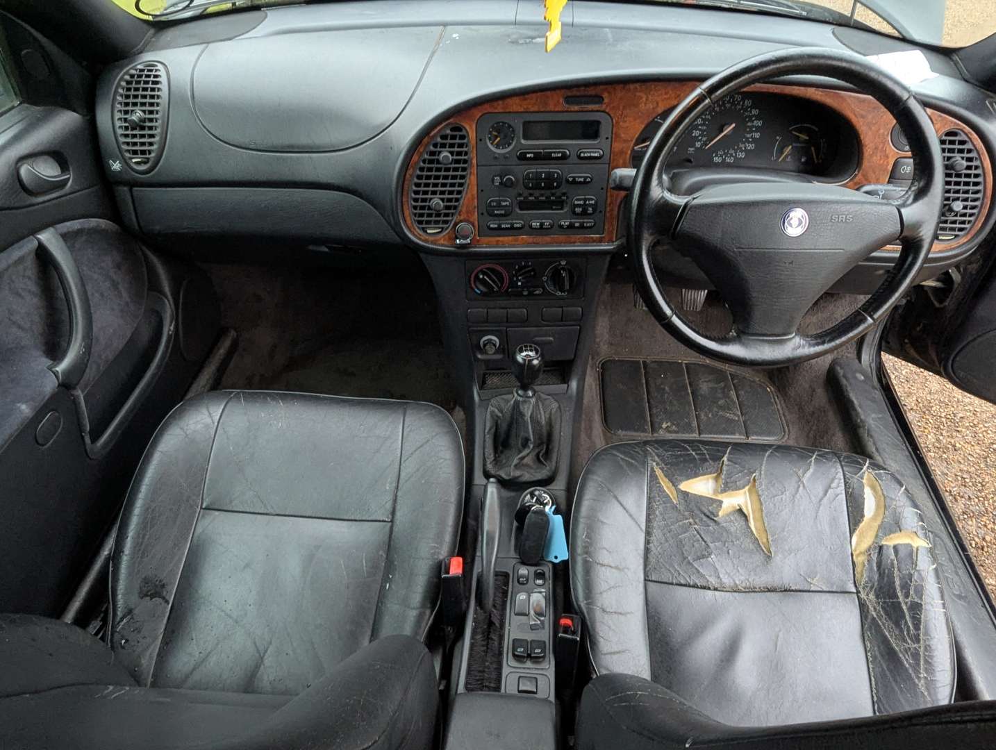 <p>1996 SAAB 900 SE TURBO</p>