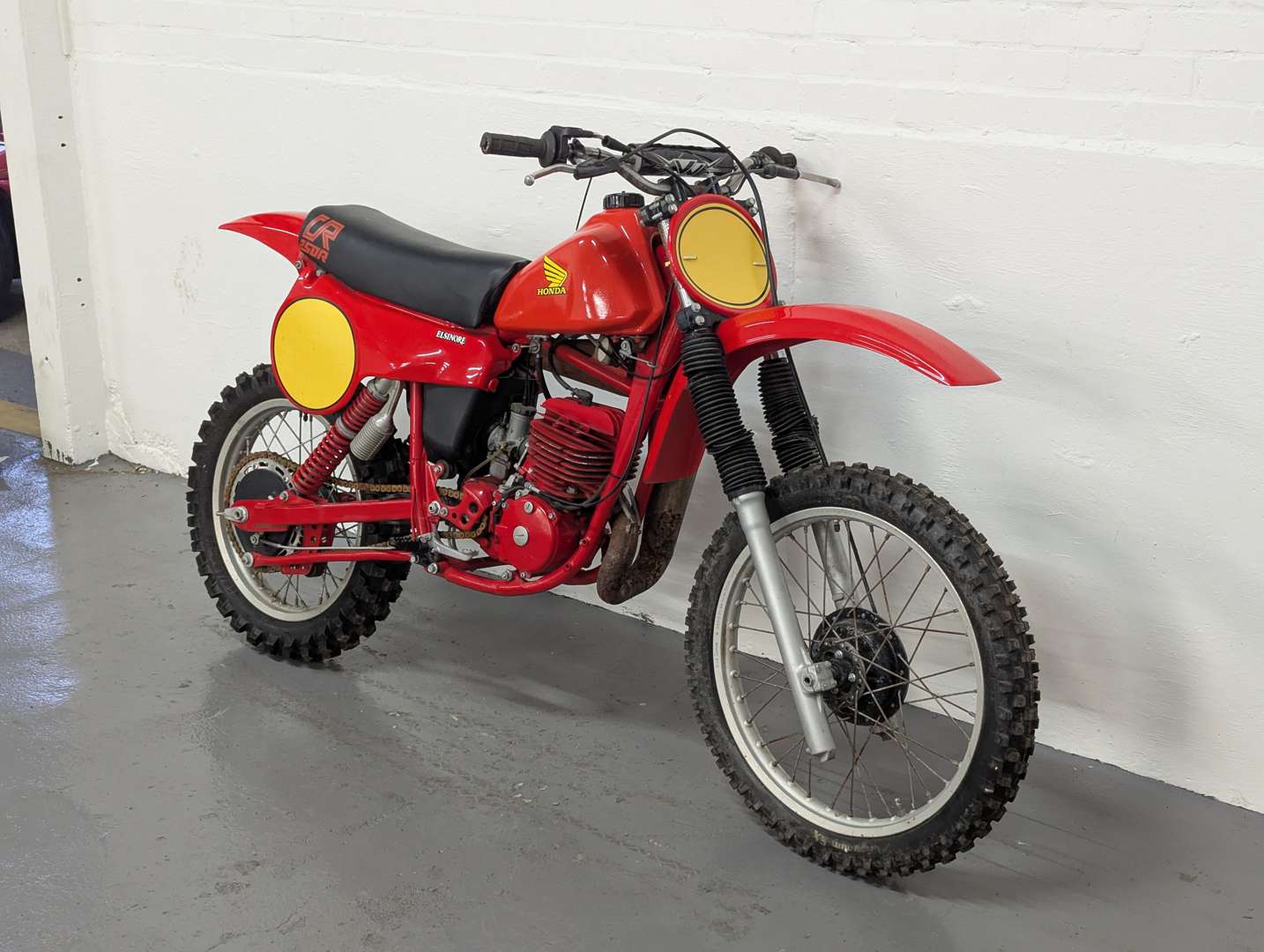<p>1980 HONDA CR250 ELSIONOR</p>