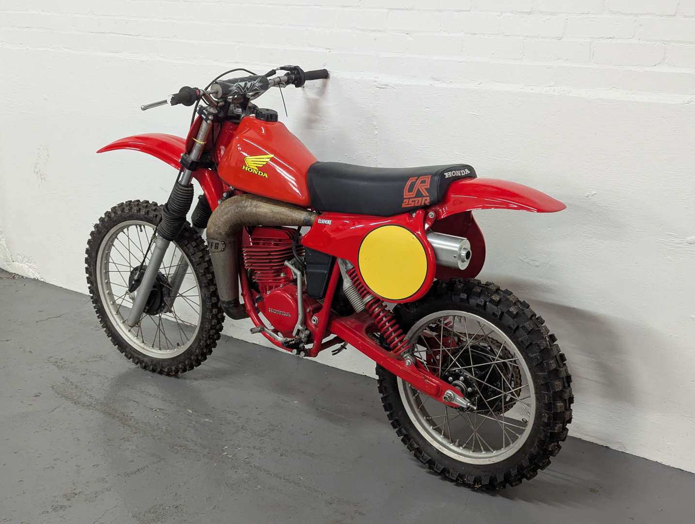 <p>1980 HONDA CR250 ELSIONOR</p>