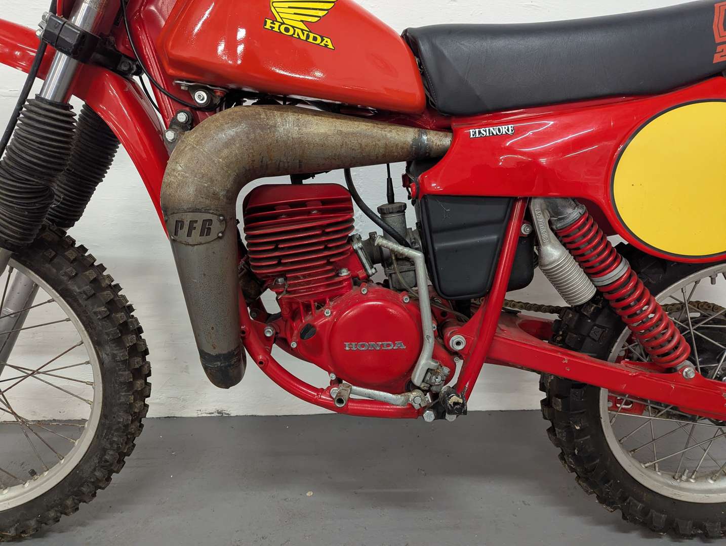 <p>1980 HONDA CR250 ELSIONOR</p>