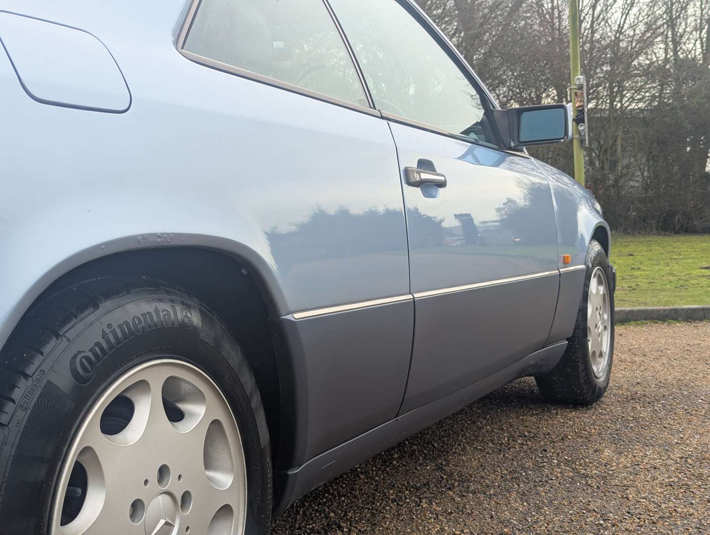 <p>1993 MERCEDES 220 CE C124 AUTO</p>