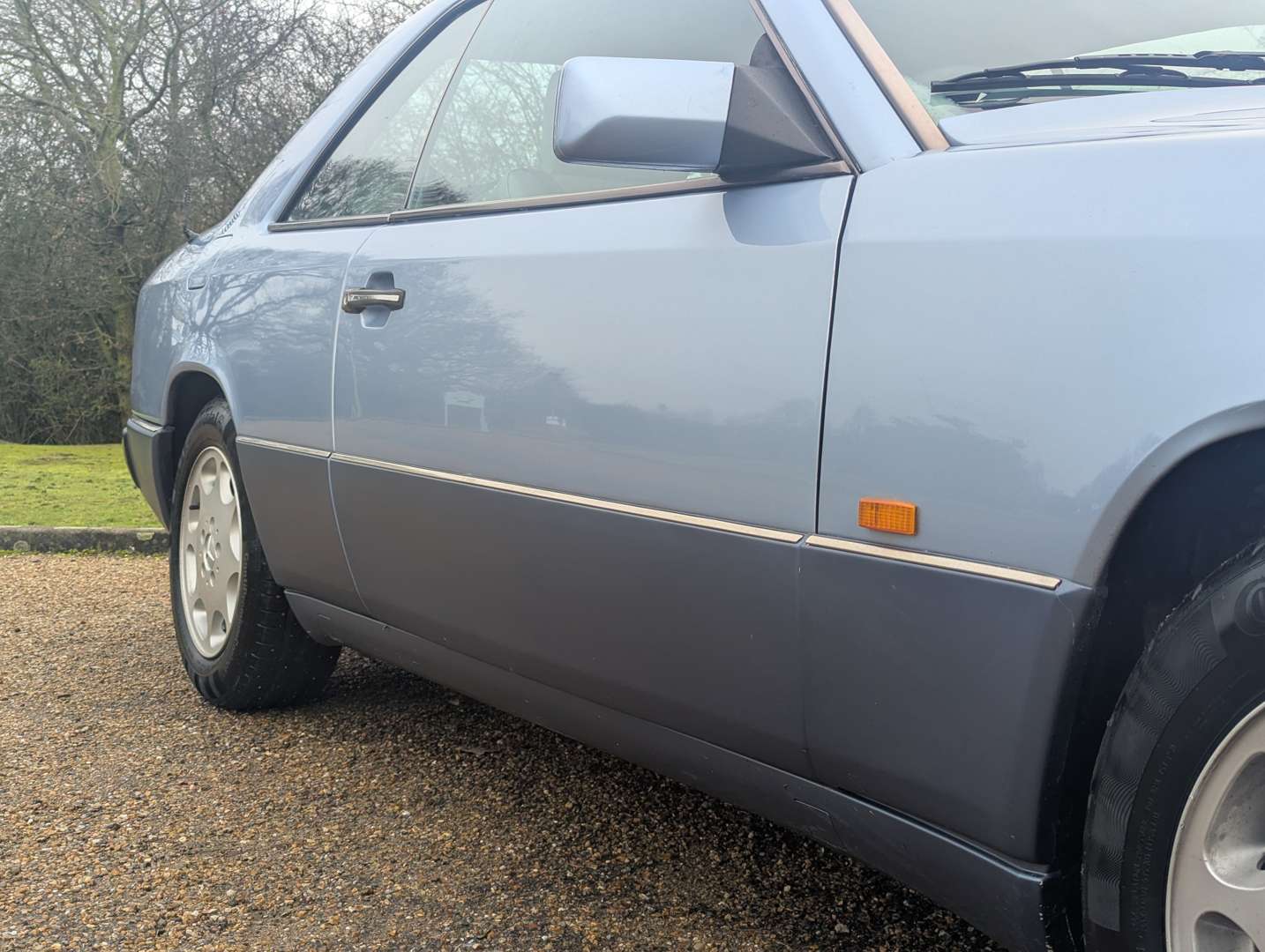 <p>1993 MERCEDES 220 CE C124 AUTO</p>