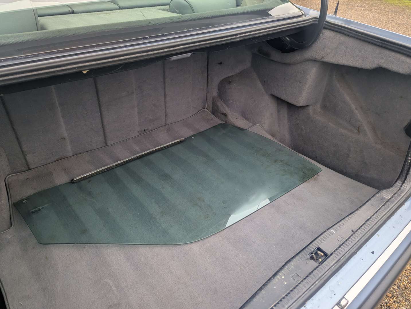 <p>1993 MERCEDES 220 CE C124 AUTO</p>