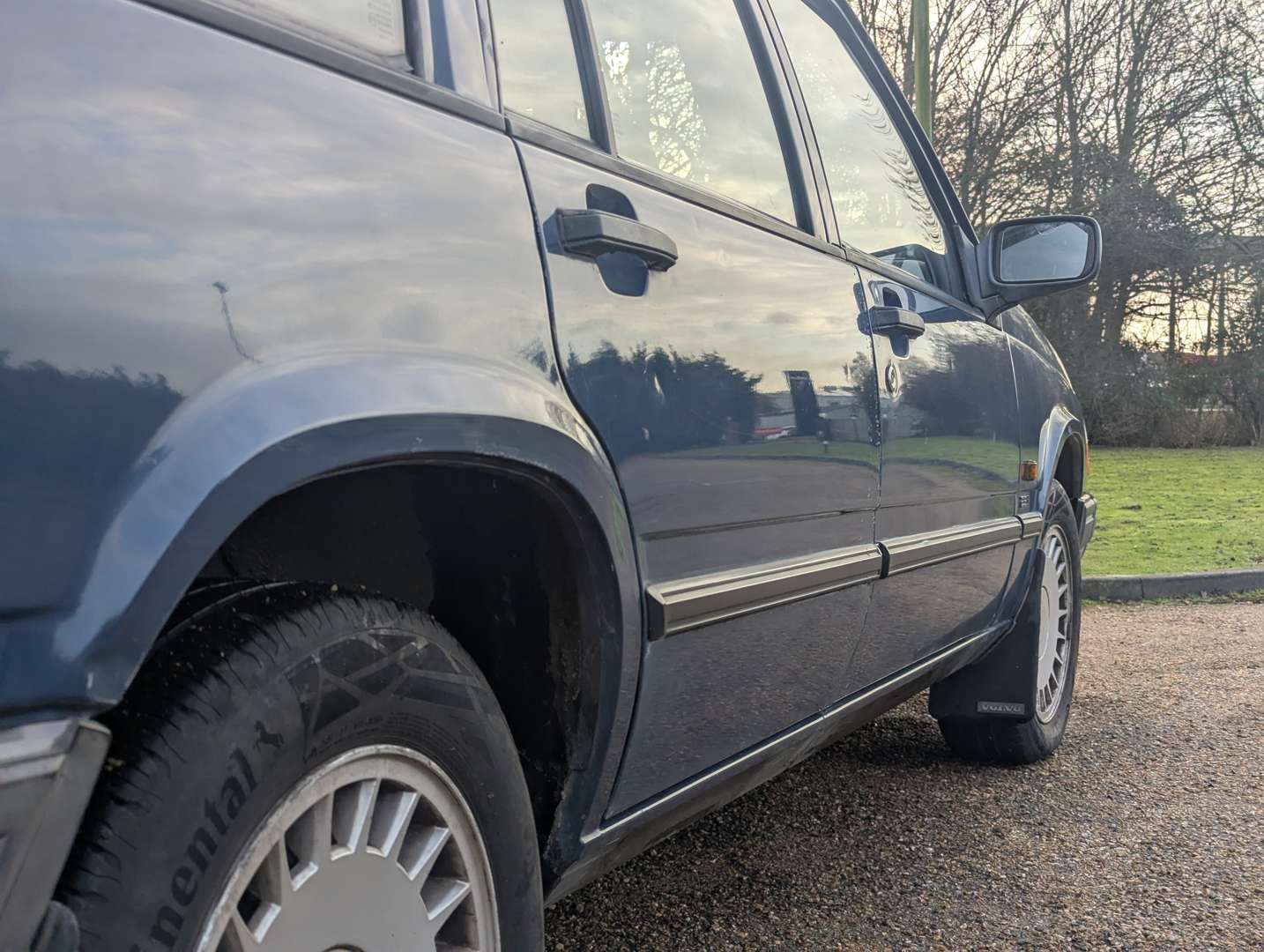 <p>1991 VOLVO 940 GL ESTATE</p>