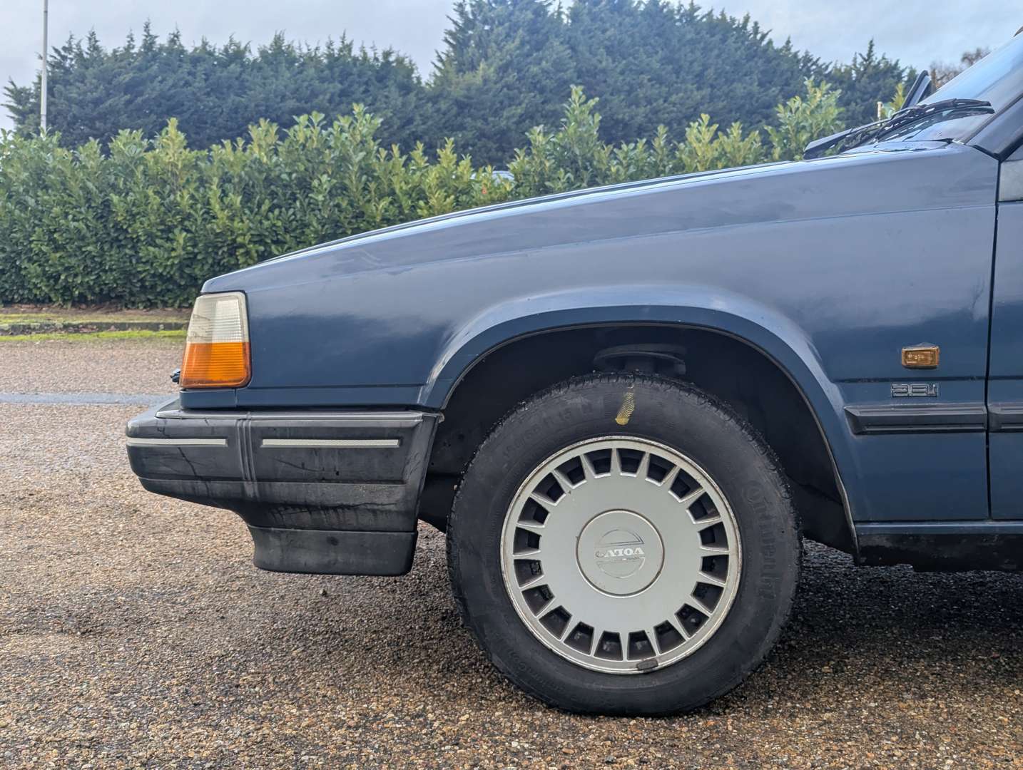 <p>1991 VOLVO 940 GL ESTATE</p>