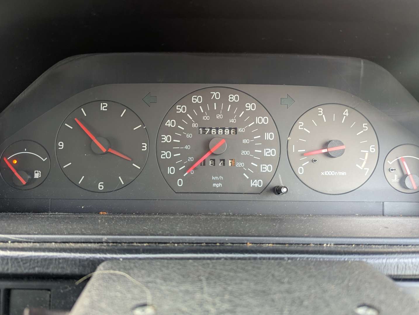 <p>1991 VOLVO 940 GL ESTATE</p>