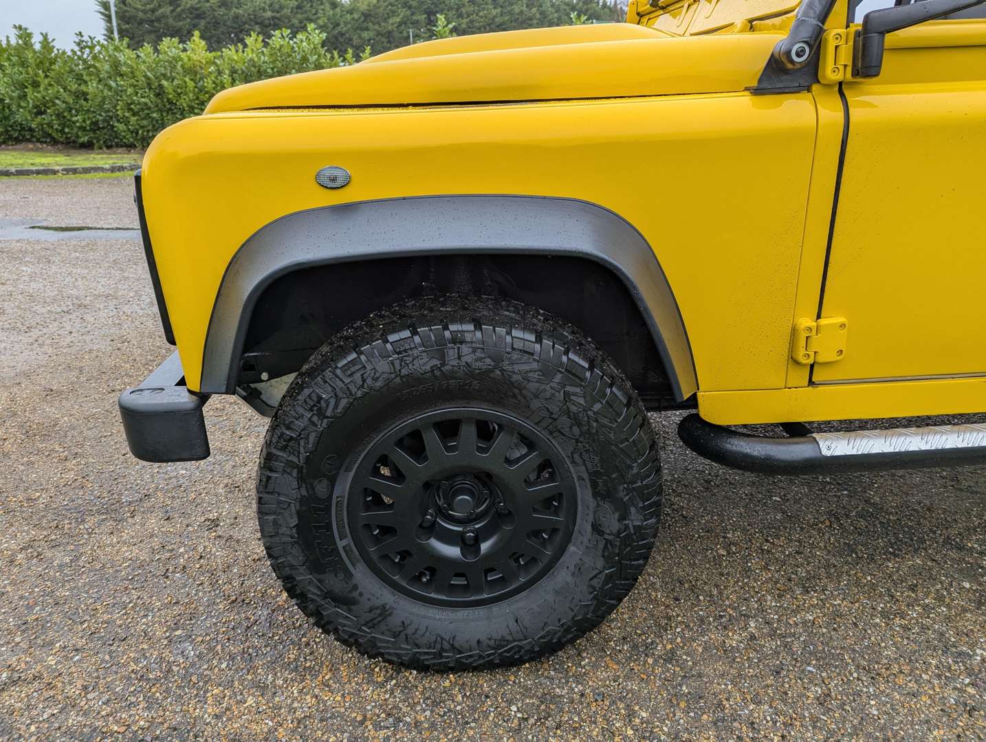 <p>1988 LAND ROVER DEFENDER 110</p>