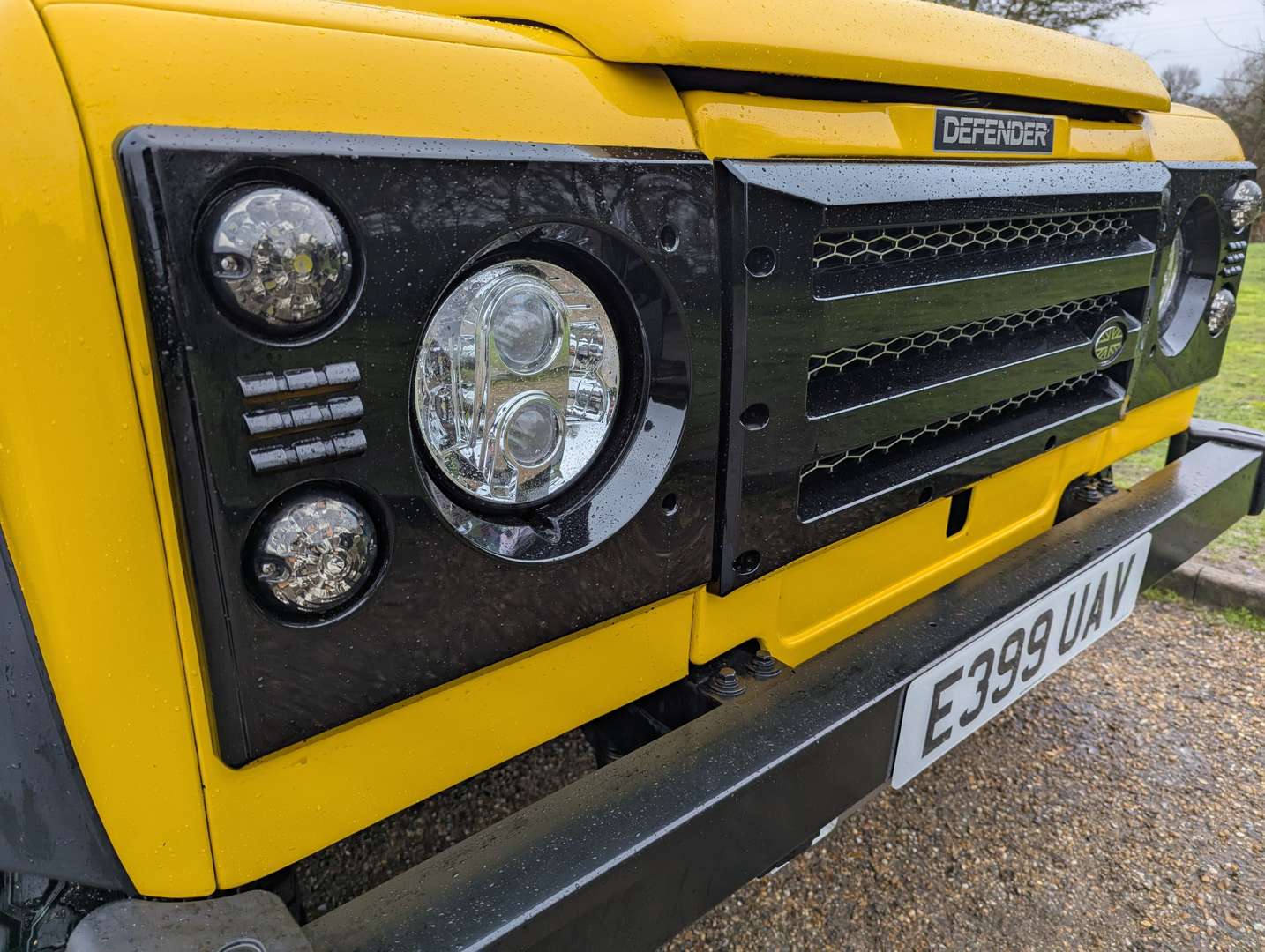 <p>1988 LAND ROVER DEFENDER 110</p>